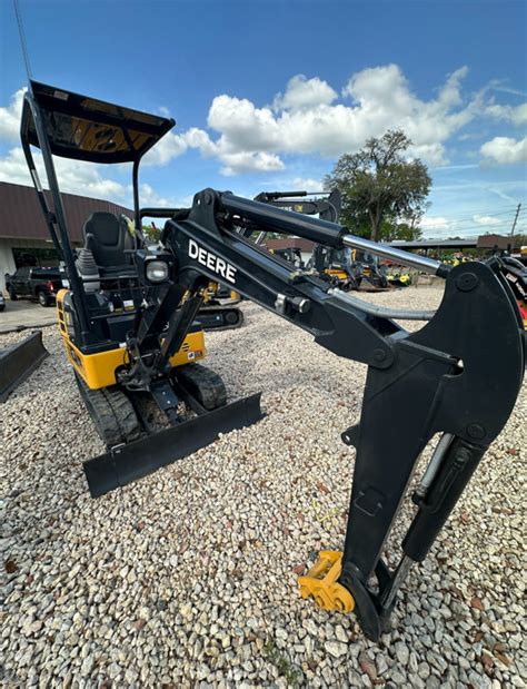 Mini Excavator Rentals in Tallahassee, FL 